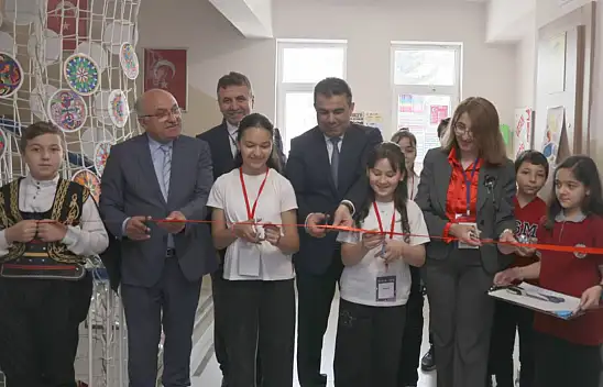 Hasan Gümüş, TÜBİTAK 4006 Bilim Fuarına Katıldı