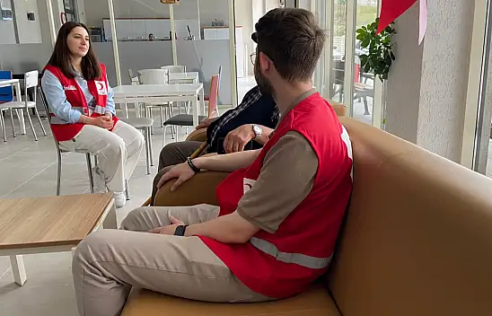Huzurevine Anlamlı Ziyaret