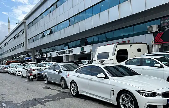 İkinci el otomobil piyasası kontak kapattı