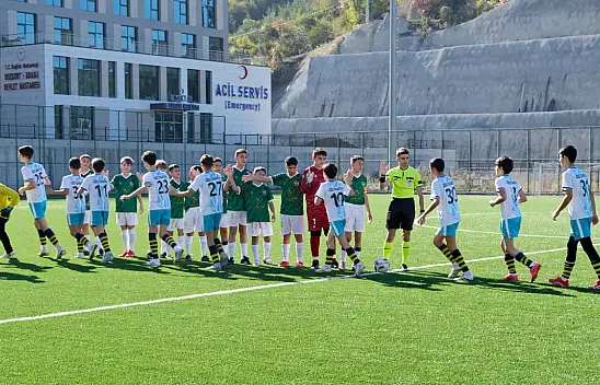 İl Özel İdarespor, Bozkurtspor'u 3-2 Yendi