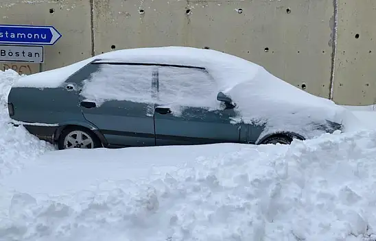 Ilgaz'da Kar Kalınlığı 30 Santimetreye Ulaştı