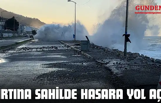 İnebolu'da Fırtına Sahilde Hasara Yol Açtı