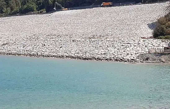İnebolu'da Sahil Koruma Projesi Devam Ediyor