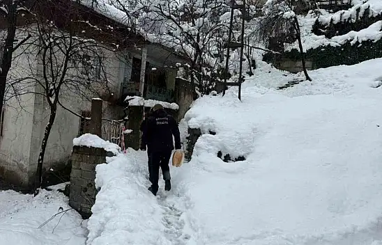 Karabük Belediyesi Kış Şartlarında Hizmetlerini Sürdürüyor