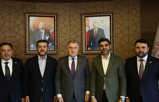 Karabük Heyeti Gençlik Ve Spor Bakanı Bak İle Görüştü