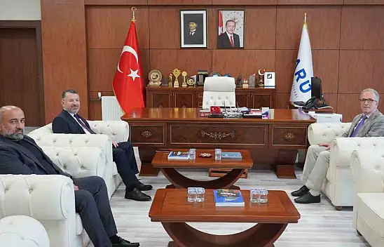 Karabük Üniversitesi Rektörü Kırışık'tan Rektör Uzun'a Ziyaret