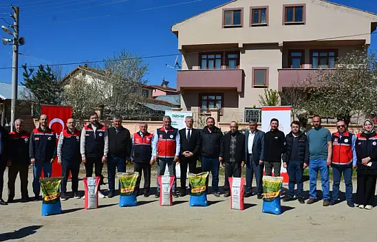 Kastamonu'da Çiftçiye Tohum Desteği