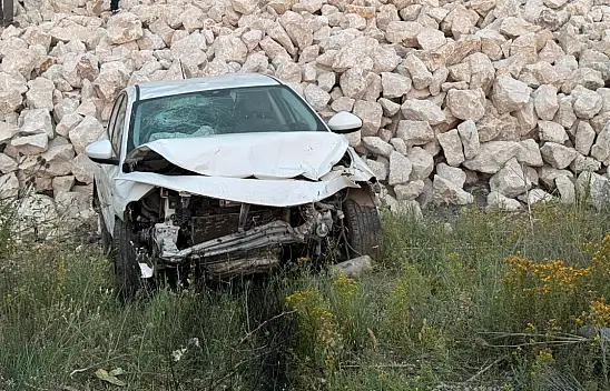 Kastamonu'da Hafif Ticari Araç ile Otomobil Çarpıştı: 9 Yaralı