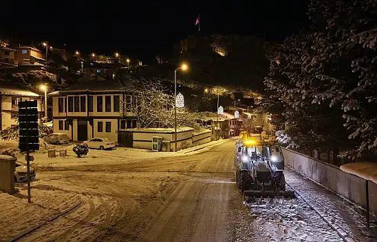 Kastamonu'da Karla Mücadele Gece Boyu Sürdü