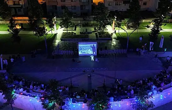 Kastamonu'da Nazım Hikmet'in Ölüm Yıldönümü Müzikal Tiyatro ile Anıldı