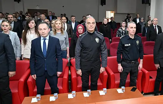 Kastamonu'da Okul Müdürleriyle Güvenlik Toplantısı