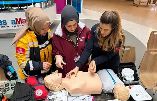 Kastamonu'da Sağlık Okuryazarlığı İçin Bilgilendirme Standı Kuruldu