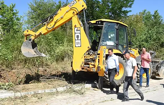 Kastamonu'da Yol ve Kaldırım Yenileme Çalışmaları Sürüyor
