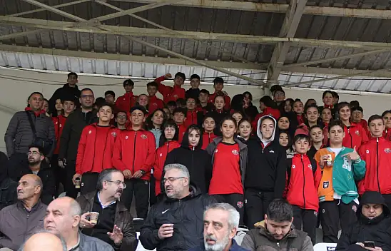 Kastamonu Spor Lisesi'nden Kastamonuspor'a tam destek