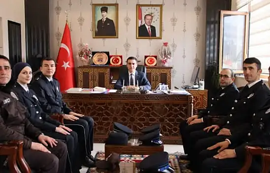 Kaymakam Çakır, Polisleri Ağırladı