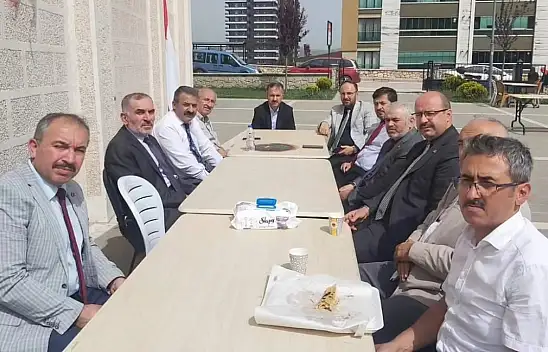 Kız Kur'an Kursu'ndan Hayır Çarşısı