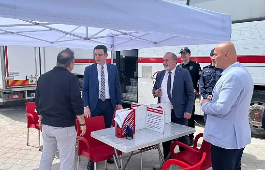 Küre Kaymakamı Çakır'dan Kızılay Kan Bağış Aracına Ziyaret