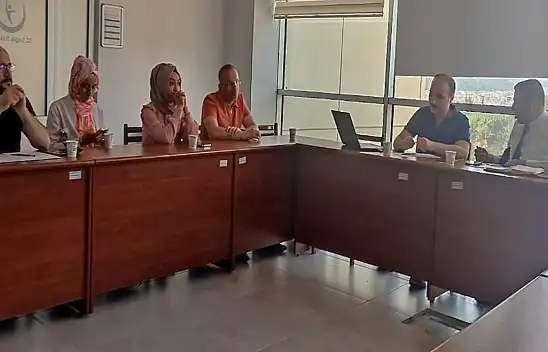 Laboratuvar Hizmetlerini Görüştüler