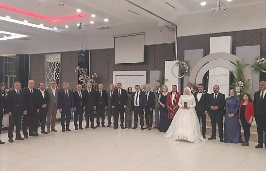 Metehan İle Eda Nur Evlendi