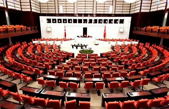 Milletvekili Halil Uluay, TBMM'de Kastamonu Barosu'nu anlattı