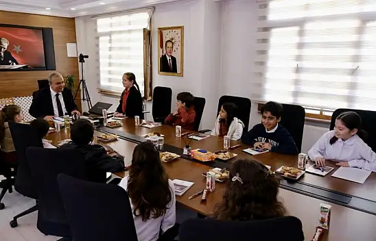 Öğrenciler Taleplerini Dile Getirdi
