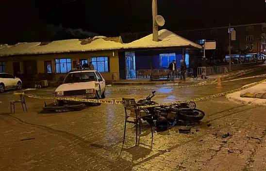 Otomobil İle Motosiklet Çarpıştı: 2 Yaralı