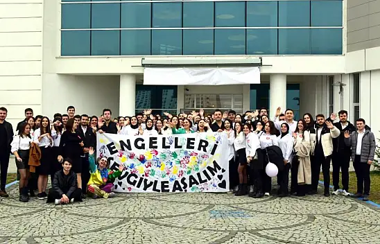 Özel Gereksinimli Bireylere Yaklaşım Paneli Düzenlendi