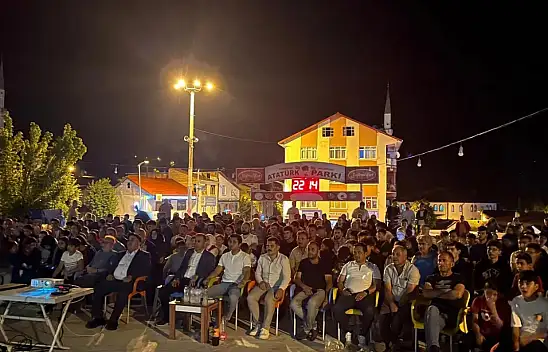 Pınarbaşı Meydanları Doldurdu