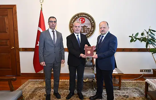 Prof. Dr. Eyüp Akman'dan Vali Dallı'ya Ziyaret