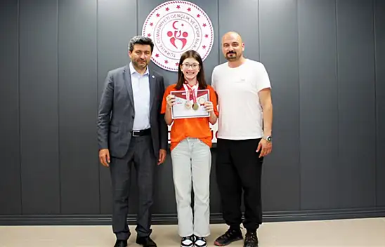 Şampiyondan Asrak'a ziyaret