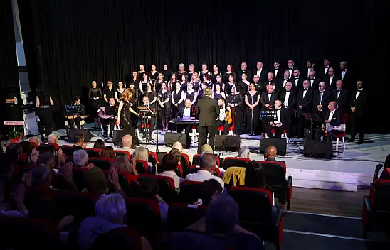 Şehr-i Dilara Türk Müziği Korosu Konser Verdi