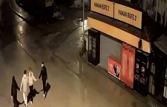 Sevgililer El Ele Hırsızlık Yaptı