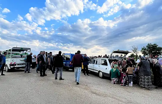 Sığındıkları kulübeye yıldırım düştü, yaralı ve ölüler var
