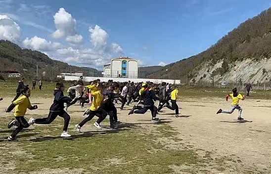 Sinop'ta Çocuklar Eğlenerek Sağlıklı Yaşamı Öğreniyor