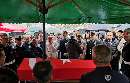 Sözleşmeli Er, Memleketinde Toprağa Verildi