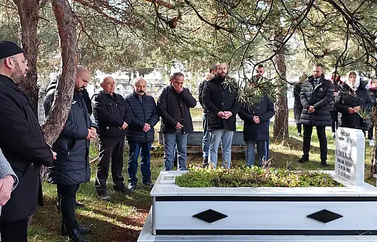 Tahir Altıkulaçoğlu Mezarı Başında Anıldı