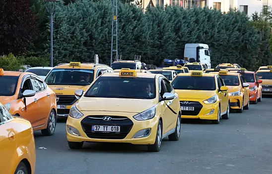 Taksicilerin acı konvoyu