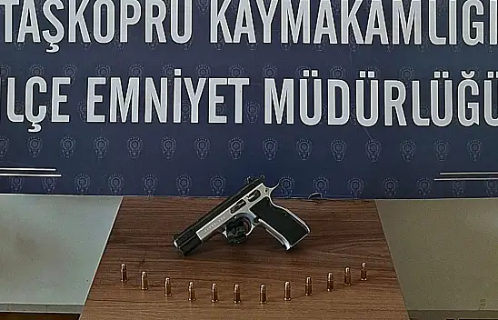 Taşköprü'de 3 Tabanca Ele Geçirildi