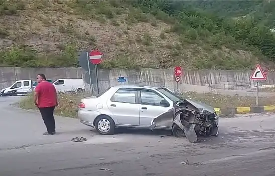 Tek Şeritli Yolda Kaza