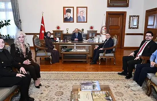 Vali Dallı, Yeşilay Kastamonu Şubesi'ni Kabul Etti