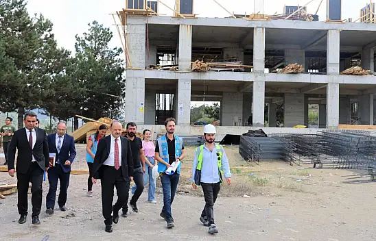 Vali Meftun Dallı, İnşaat Halindeki Okulları İnceledi