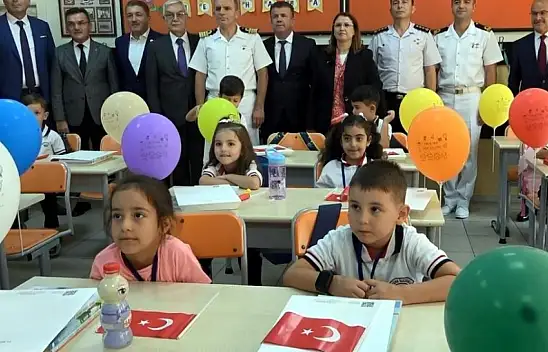 Vali Okul Hatıralarını Paylaştı