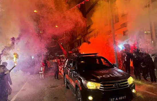 Zonguldak'ta 29 Ekim Cumhuriyet Bayramı'nda Fener Alayı Düzenlendi