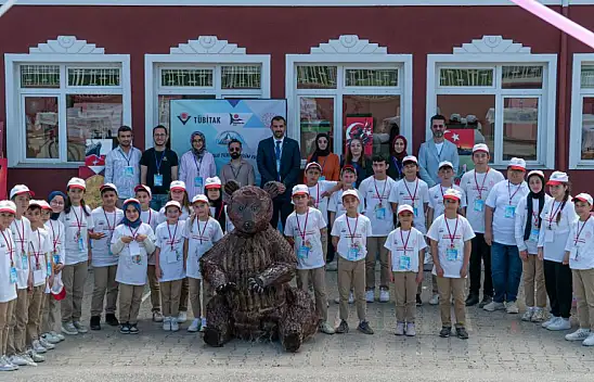 Zor Koşullara Rağmen Önemli İşlere İmza Atıyorlar