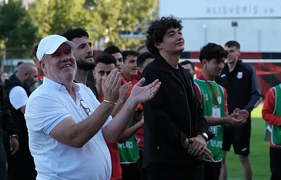 Kastamonuspor'dan galibiyet çiftetellisi