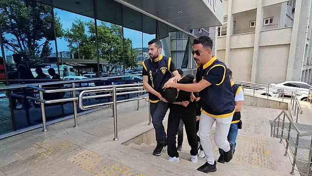 'Adınız FETÖ Soruşturmasına Karıştı' Deyip Milyonluk Vurgun Yaptılar