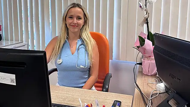 'Anne sütü, bebeğin sağlıklı gelişimi için en ideal besindir'