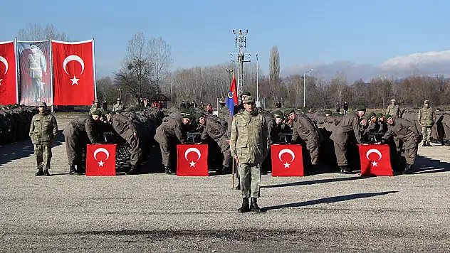 2 bin 360 kısa dönem asker yemin etti