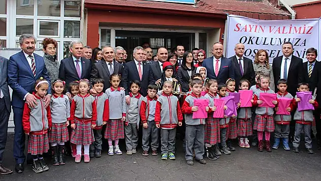 56 bin 815 öğrenci karne aldı