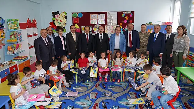 56 bin öğrenci karne heyecanı yaşadı